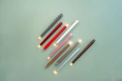 LED Spitzkerze, 2 Stück, Nordic White 8 LED Spitzkerze, 2 Stück, Nordic White -Allgemeiner Haushaltswarenladen All Colour Tapers large