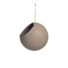 AYTM Globe Blumentopf Zum Aufhängen, Klein, Taupe - Gold 1 AYTM Globe Blumentopf Zum Aufhängen, Klein, Taupe - Gold -Allgemeiner Haushaltswarenladen Aytm 509210044011 GLOBE hanging flowerpot taupe 7xH154cm