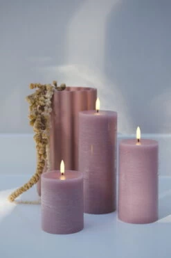 LED-Stumpenkerze, 7,8 X 10 cm, Rustikale Textur, Blassrosa -Allgemeiner Haushaltswarenladen Dusty rose assorted pillar candles large