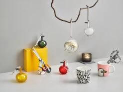 Iittala Glasapfel, 3 Stück, Gelb 11 Iittala Glasapfel, 3 Stück, Gelb -Allgemeiner Haushaltswarenladen Iittala 2021 Oiva Toikka Collection 04 3