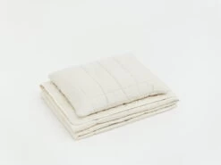 Henna Bettdecke, 220 X 220 Cm, 1100 G 11 Henna Bettdecke, 220 X 220 Cm, 1100 G -Allgemeiner Haushaltswarenladen MATRI Henna pillow and quilt summer 02