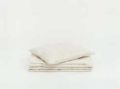 Henna Bettdecke, 220 X 220 Cm, 1100 G 9 Henna Bettdecke, 220 X 220 Cm, 1100 G -Allgemeiner Haushaltswarenladen MATRI Henna pillow and quilt summer 03