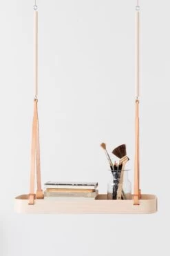 Hängeregal Tuokko, Birke – Dunkelgrau -Allgemeiner Haushaltswarenladen TUOKKO HANGING SHELF 2B pencils