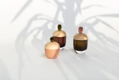 Kasten Lyyli, Mittel, Auberginefarben - Olive 7 Kasten Lyyli, Mittel, Auberginefarben - Olive -Allgemeiner Haushaltswarenladen WEB Katriina2BNuutinen2B 2BLyyli2B 2B102B 2BJyri2BKeronen